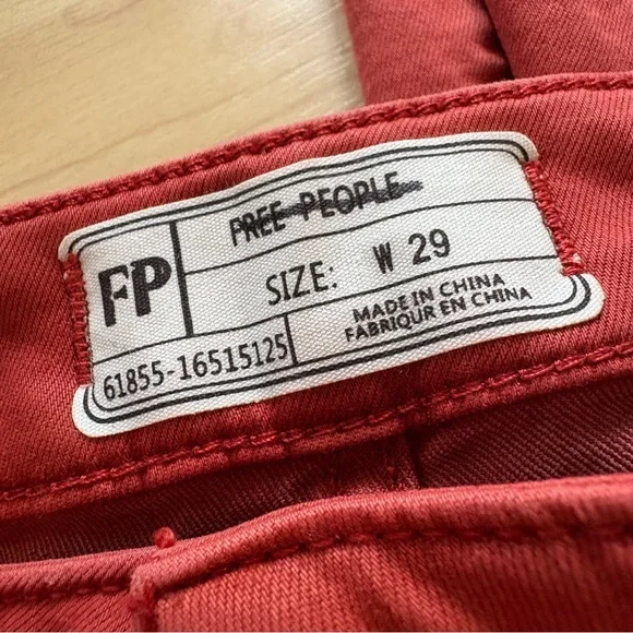 FREE PEOPLE NWOT Just Float On Flare Jeans Size 29 - Picture 6 of 12